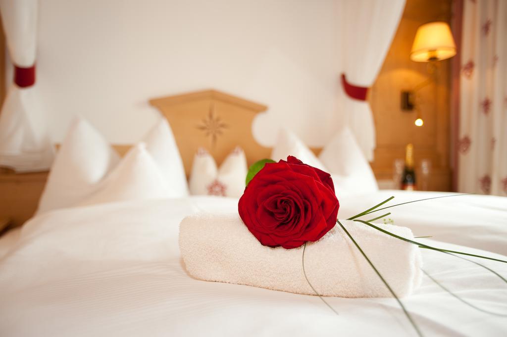 Hotel Ferienschloessl Harmonie Holzgau Zewnętrze zdjęcie