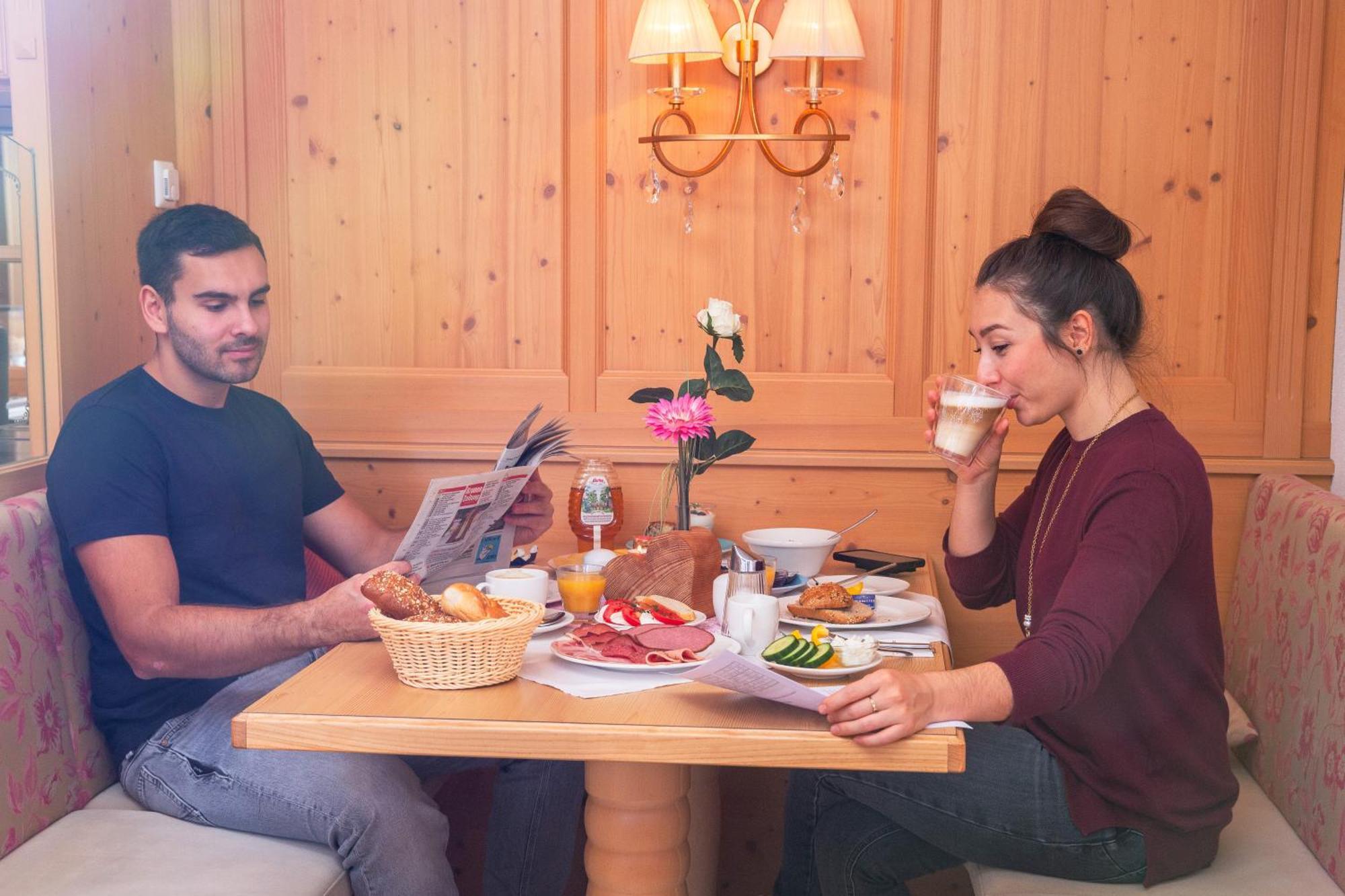 Hotel Ferienschloessl Harmonie Holzgau Zewnętrze zdjęcie
